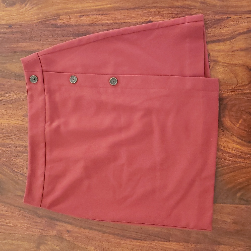 LOFT Rust Faux Wrap Skirt | Minimalist Chic Tailored | Button Front | SIZE 2 - Picture 15 of 16